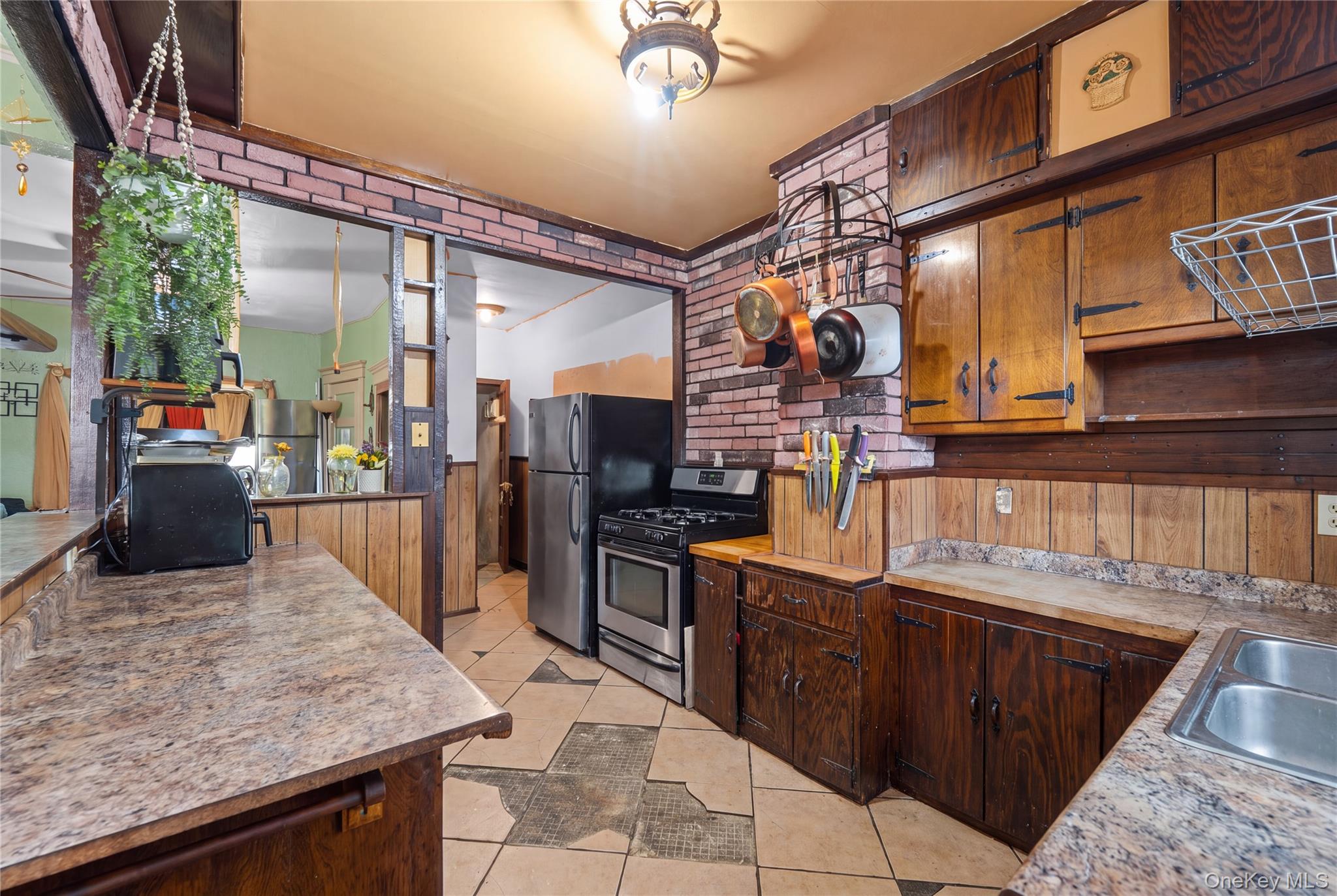 9116 91st Avenue – For Sale photo 10