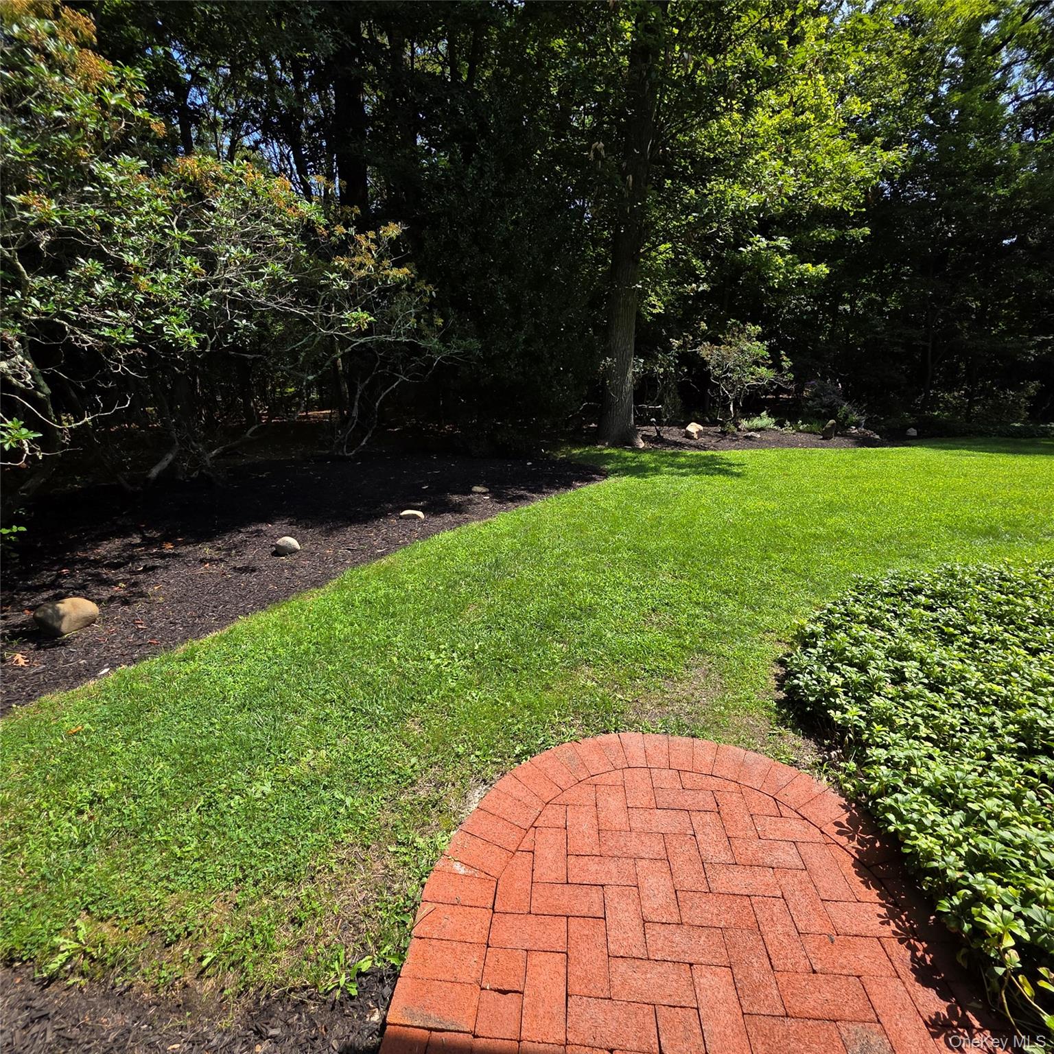 9 Cliff Road – For Rent photo 8