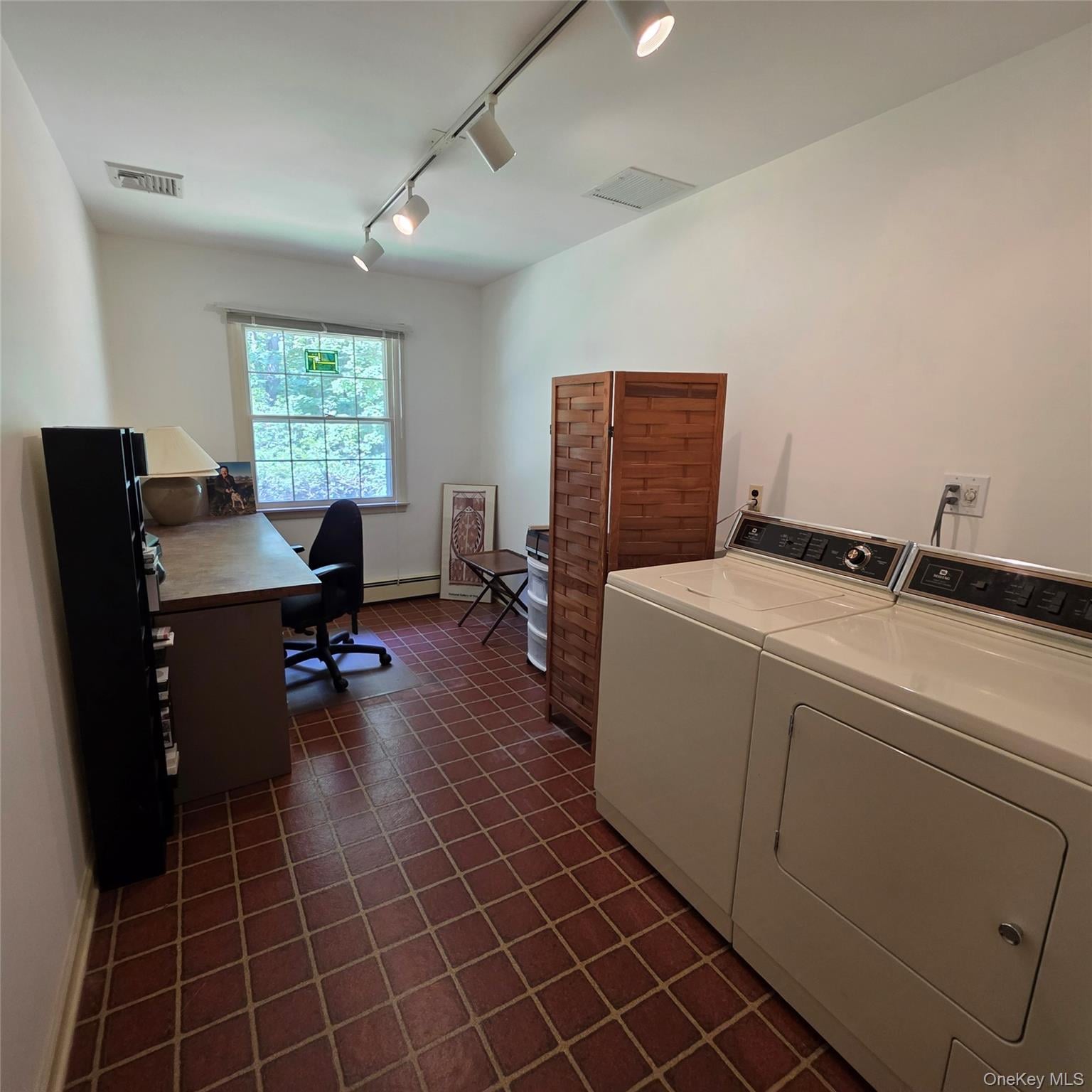 9 Cliff Road – For Rent photo 29