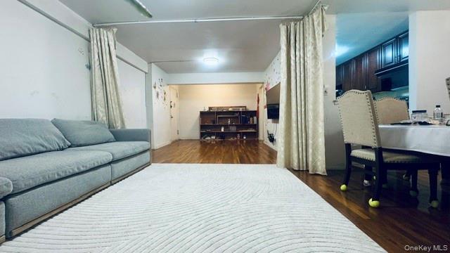 144-30 Roosevelt Avenue, Unit 307 photo 6