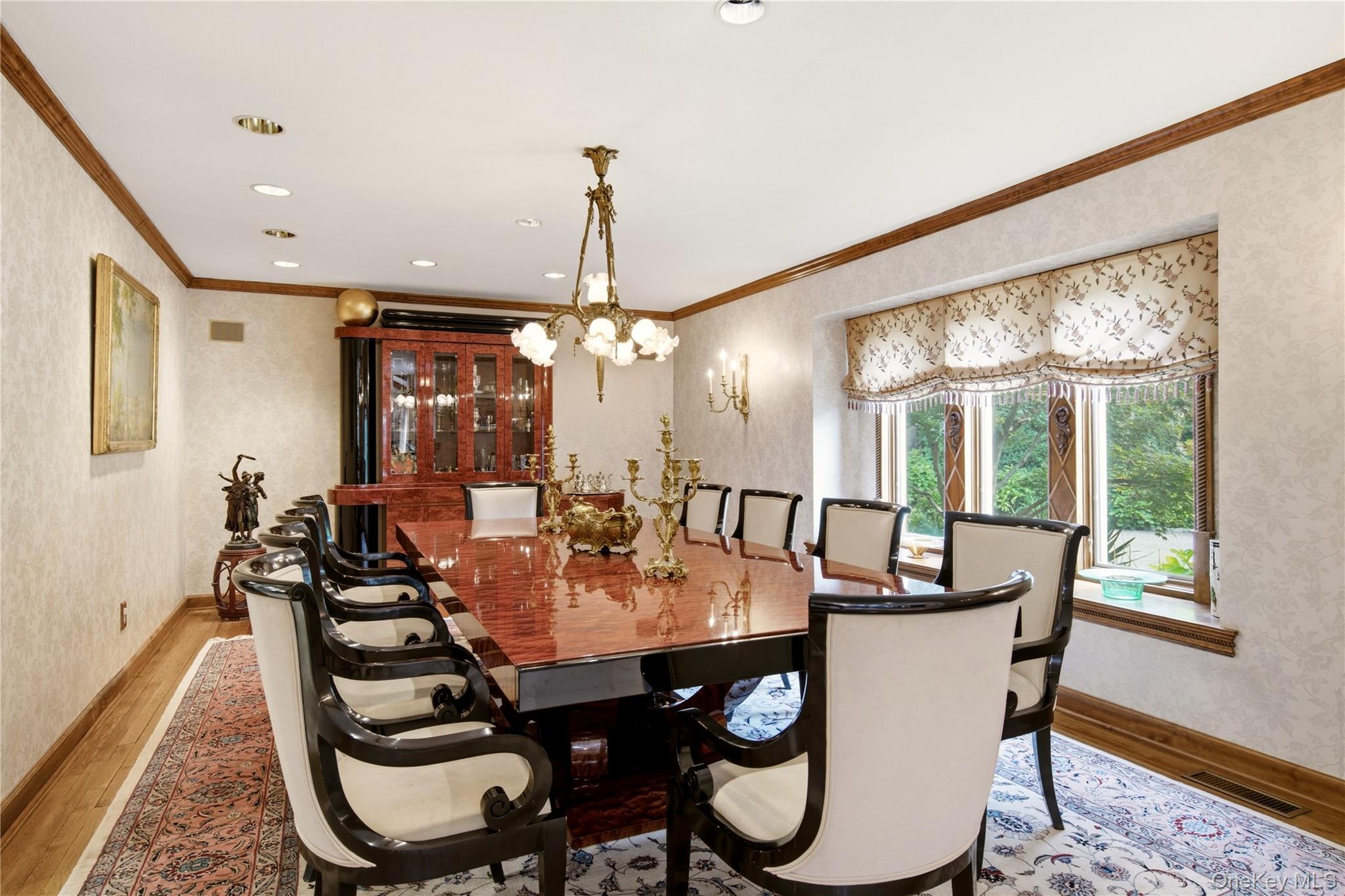 27 Amber Lane – For Sale photo 11