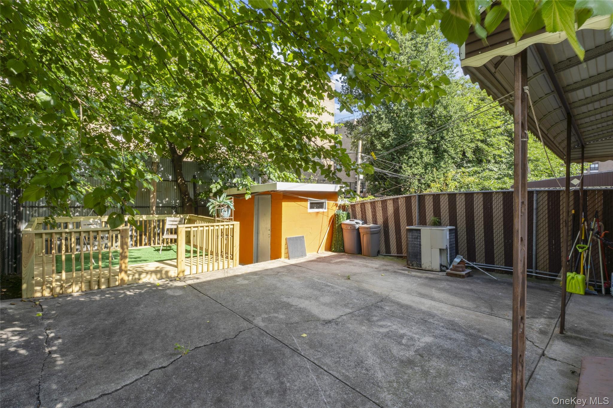 343 Hinsdale Street – For Sale photo 18