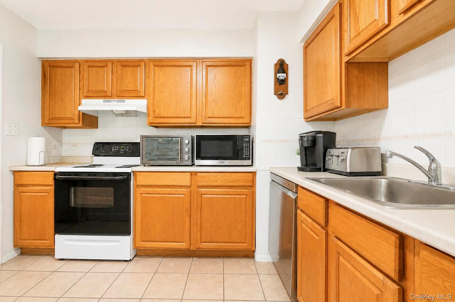 617 granny – For Sale photo 6