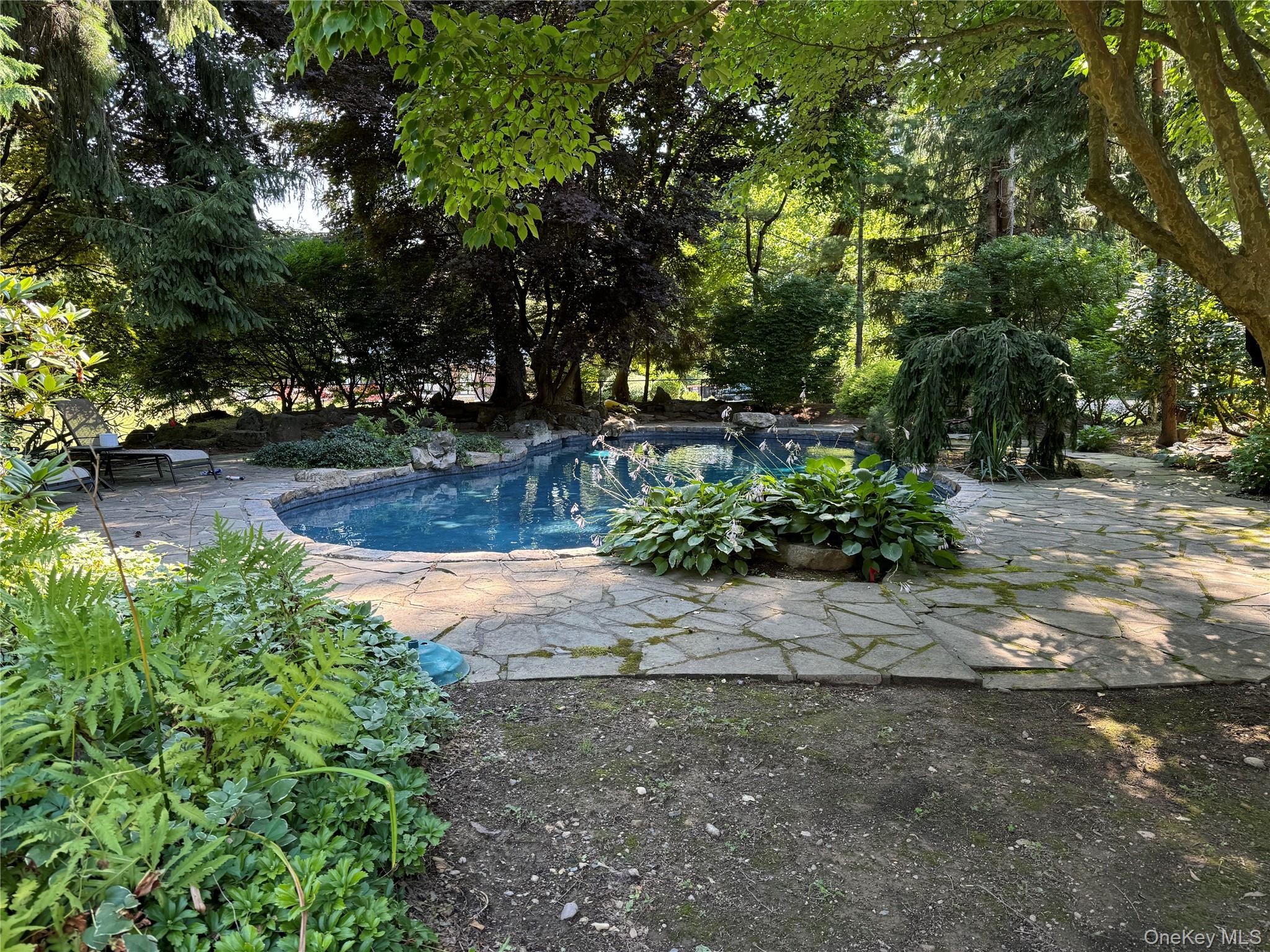 8 Valley Road Road – For Rent photo 32