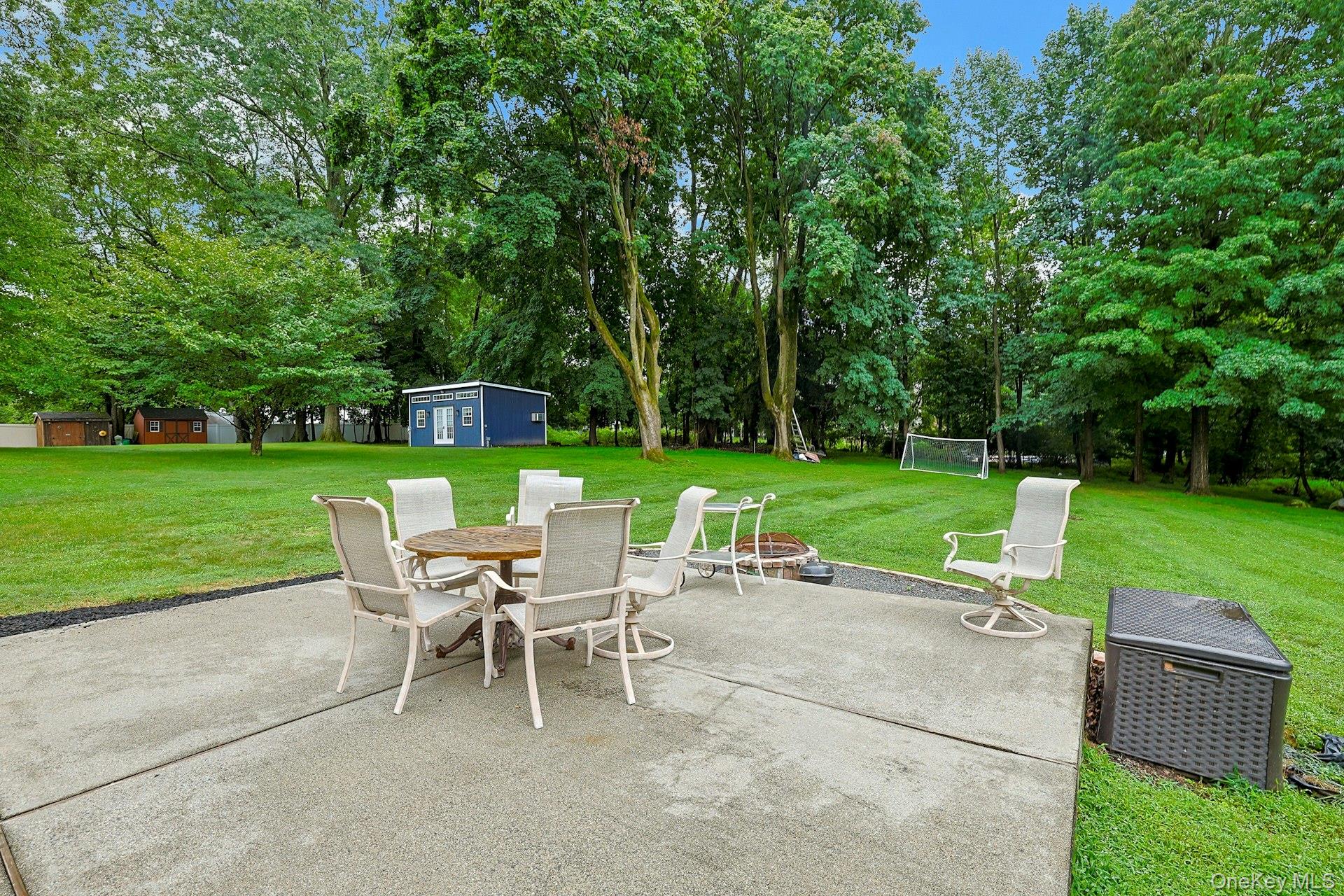 5 Prides Crossing – For Sale photo 32