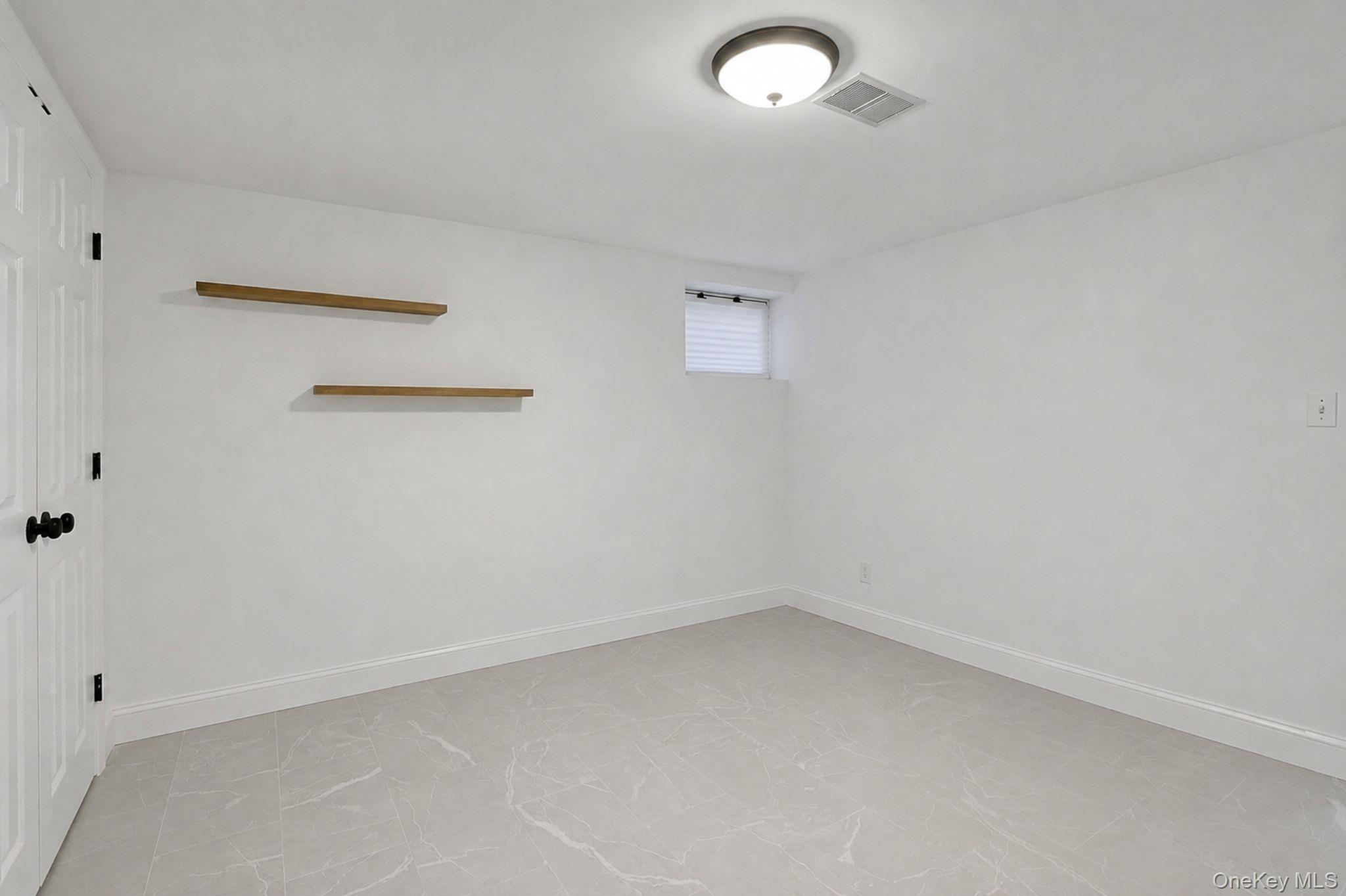 5 Prides Crossing – For Sale photo 30