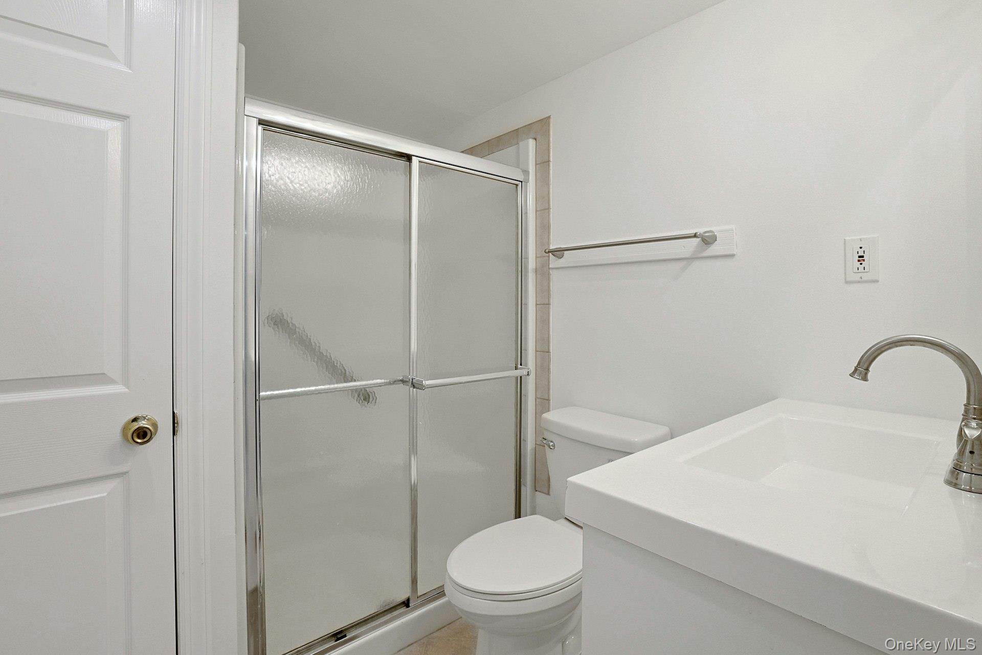 5 Prides Crossing – For Sale photo 27