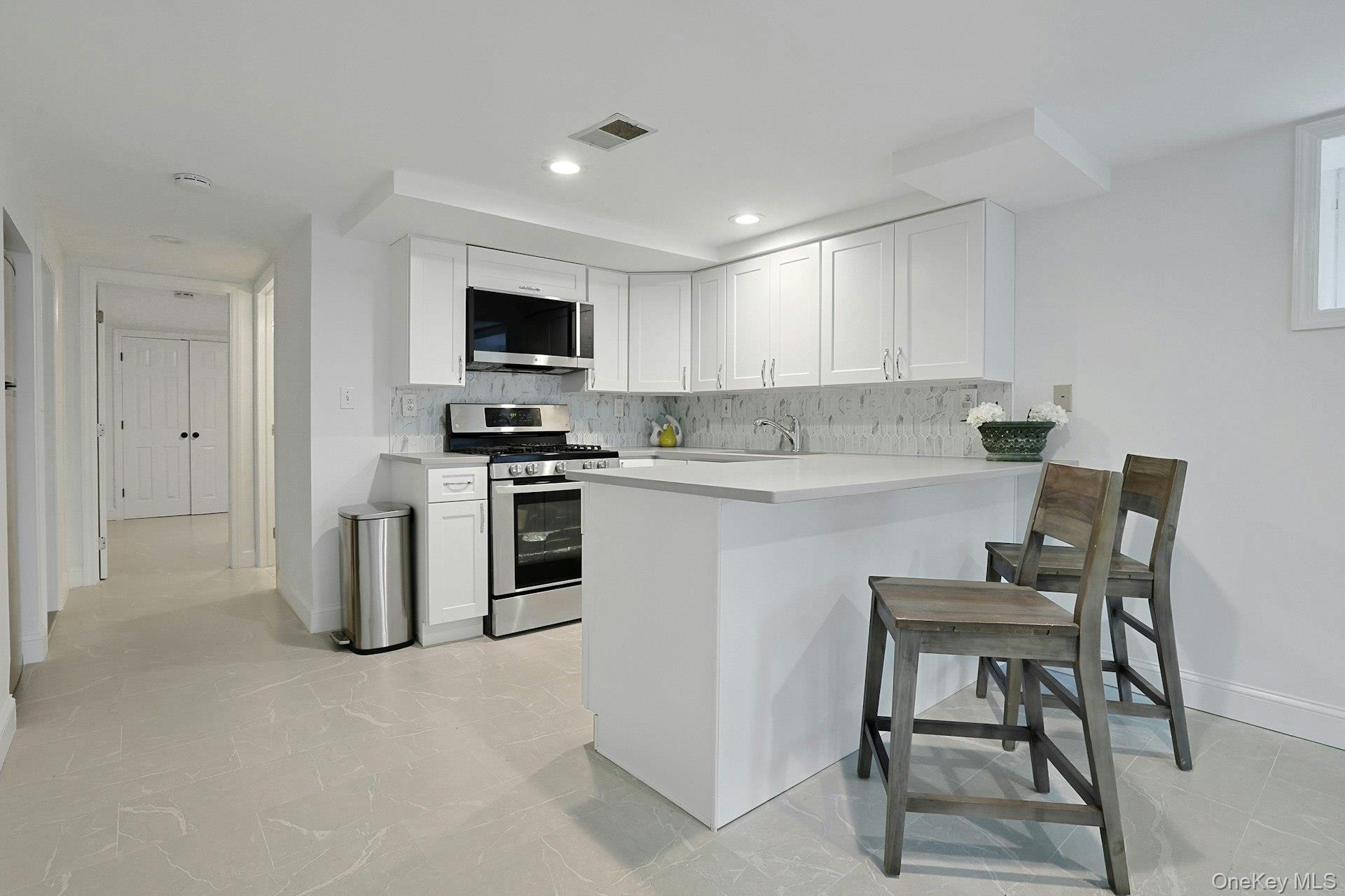 5 Prides Crossing – For Sale photo 22