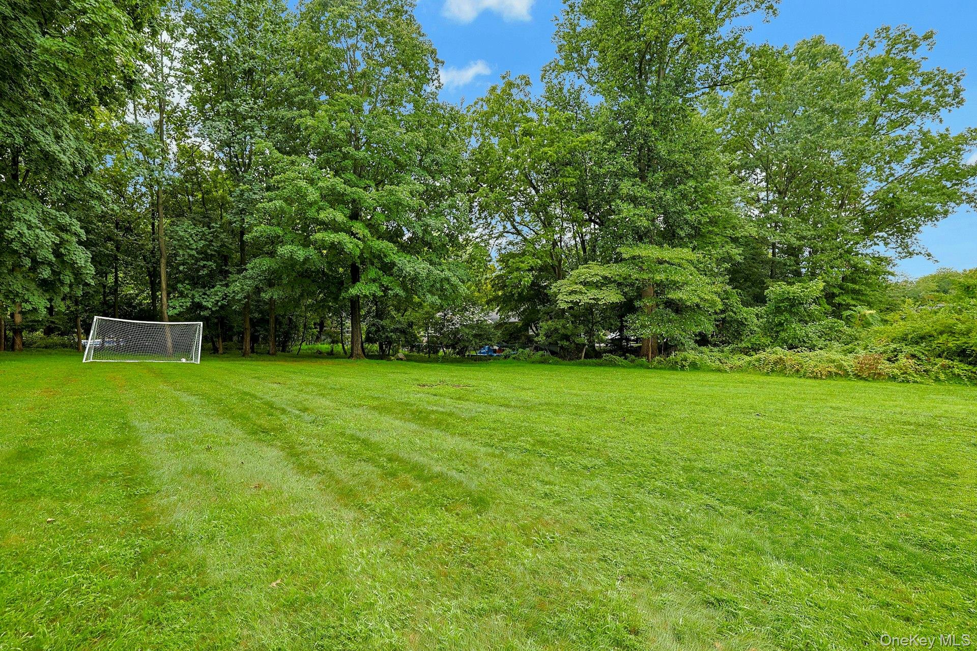 5 Prides Crossing – For Sale photo 35