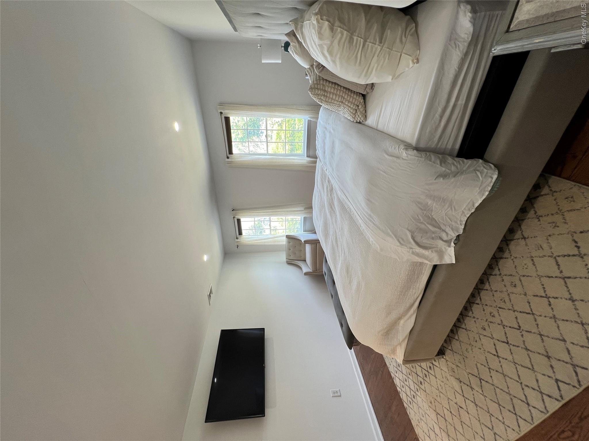 2 Box Tree Road – For Sale photo 11