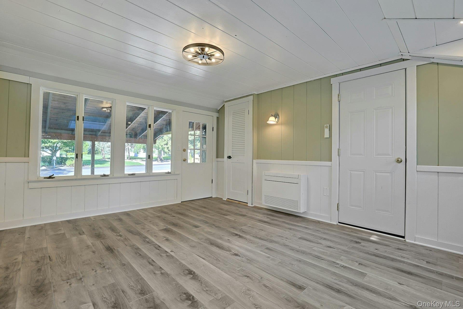 556 Babbling Brook Lane – For Sale photo 27