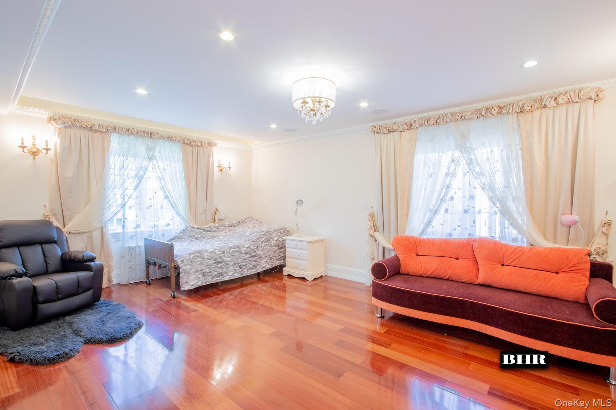 4094 Ocean Avenue – For Sale photo 15