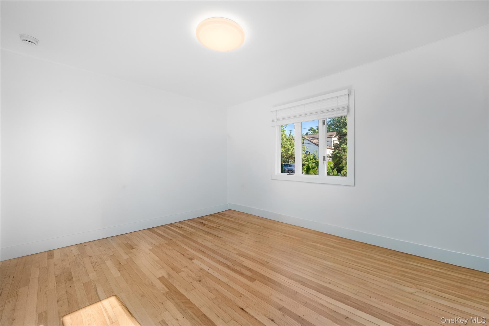 7 Tyrconnell Avenue – For Sale photo 37