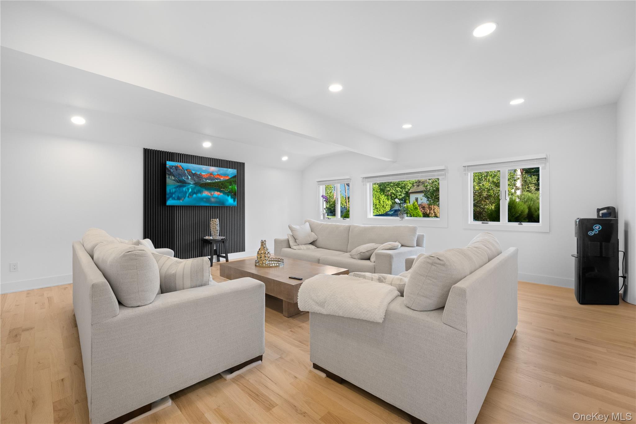 7 Tyrconnell Avenue – For Sale photo 8