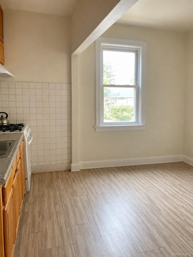 834 E 229th Street – For Sale photo 18