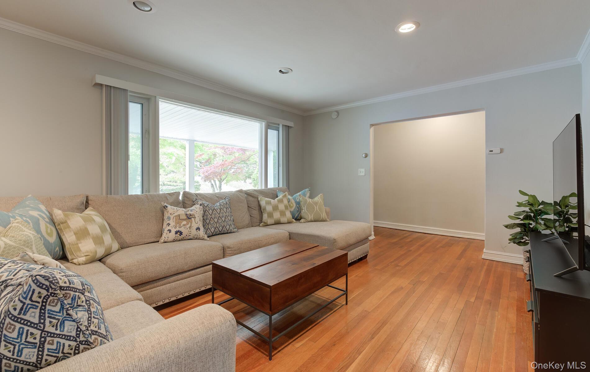 9 Wimbleton Lane – For Sale photo 4
