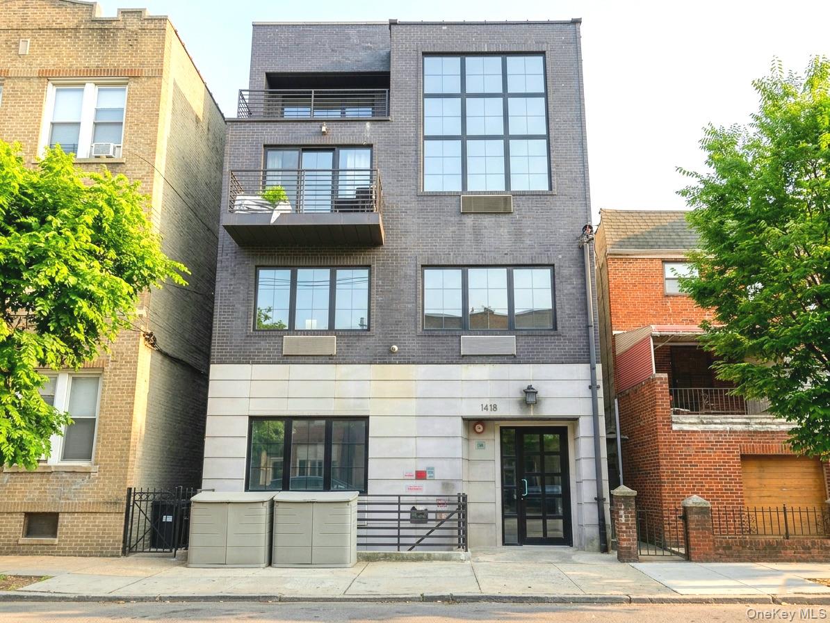 14-18 31st Street – For Sale