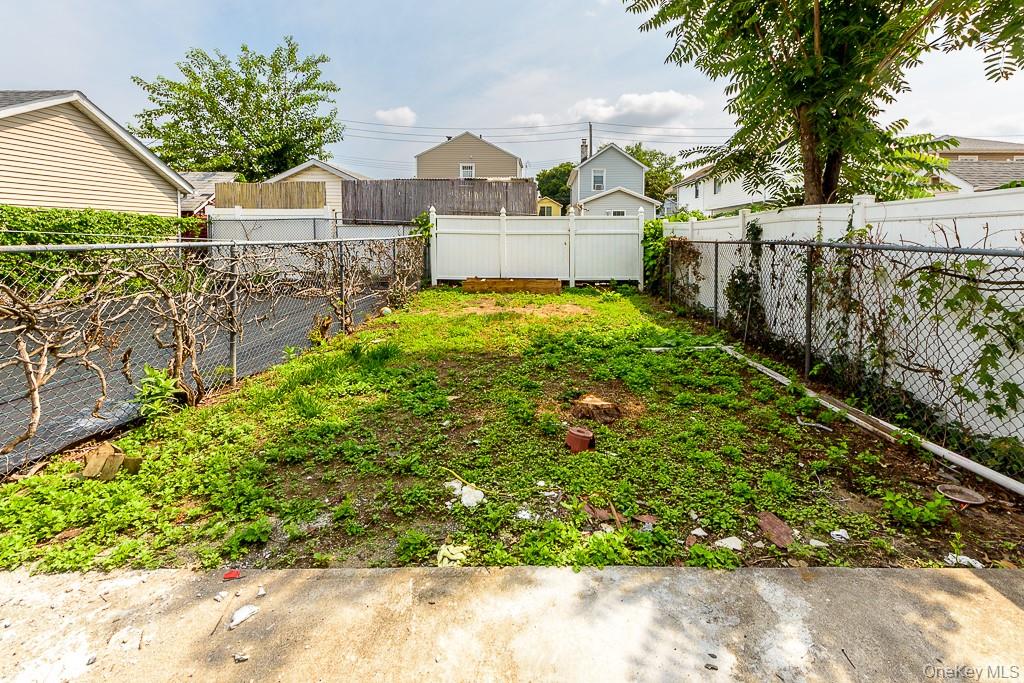 12313 144th Street – For Sale photo 2