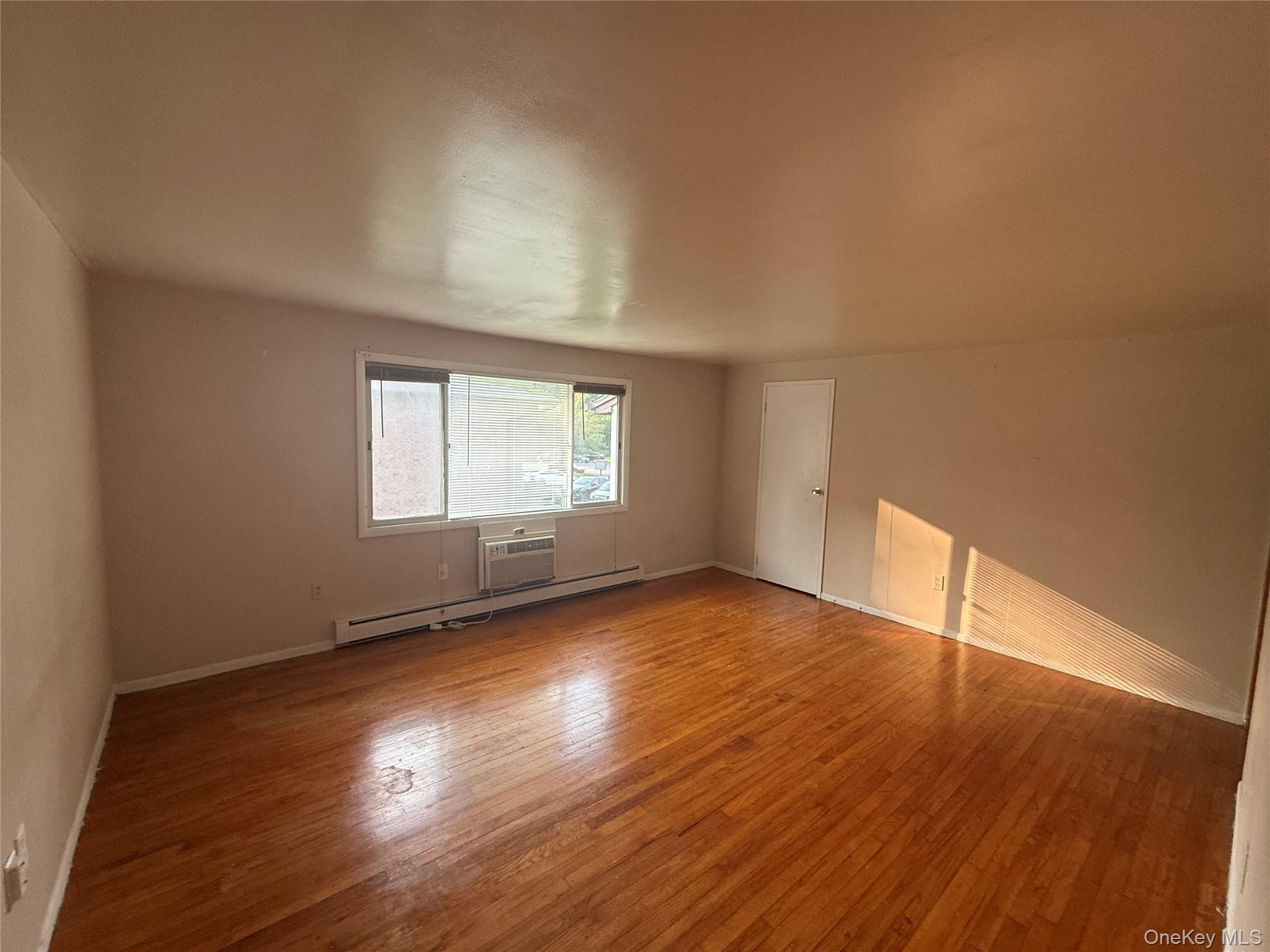 508 Parr Meadow Drive, Unit 5H photo 14
