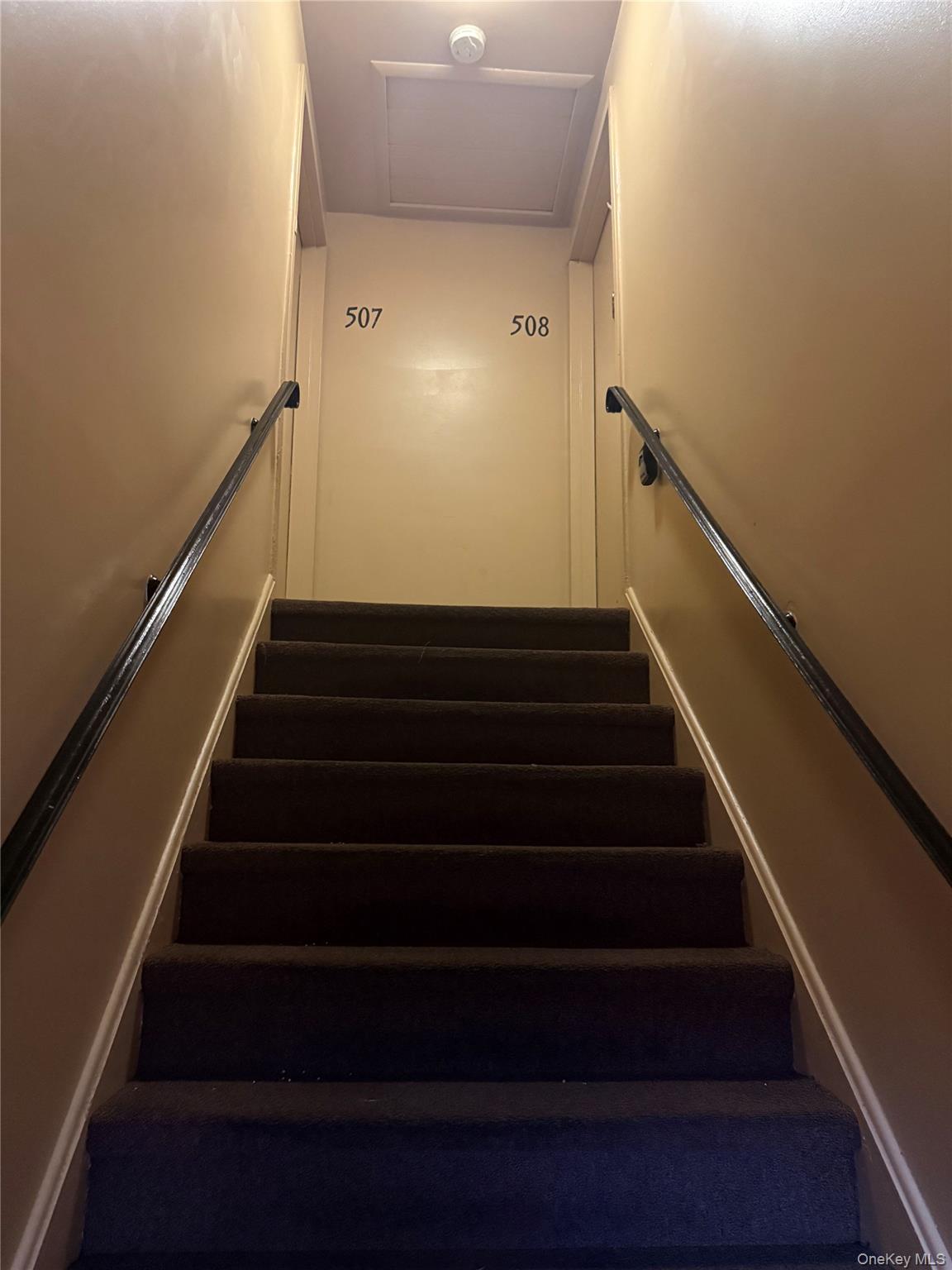 508 Parr Meadow Drive, Unit 5H photo 32