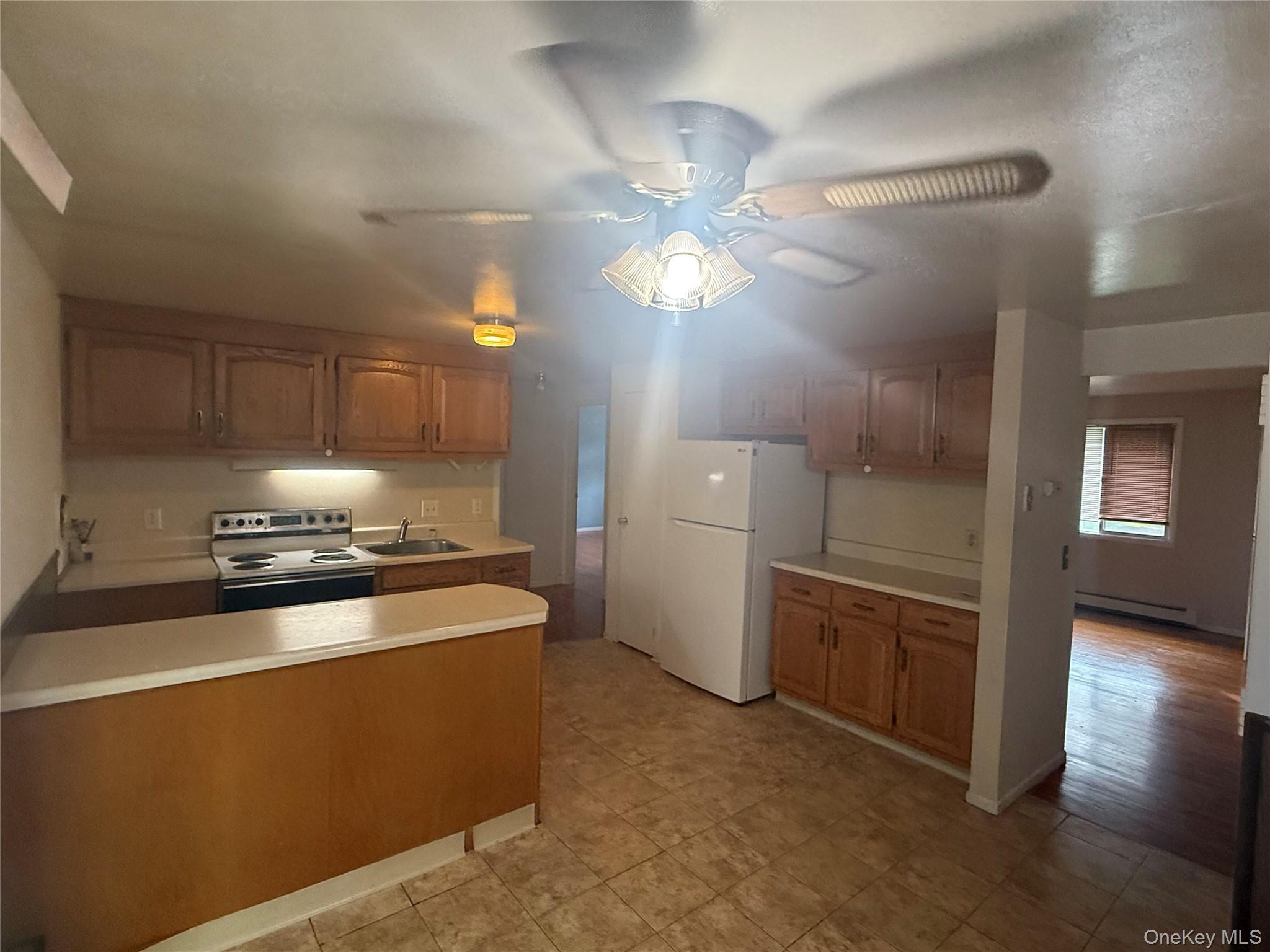 508 Parr Meadow Drive, Unit 5H photo 5