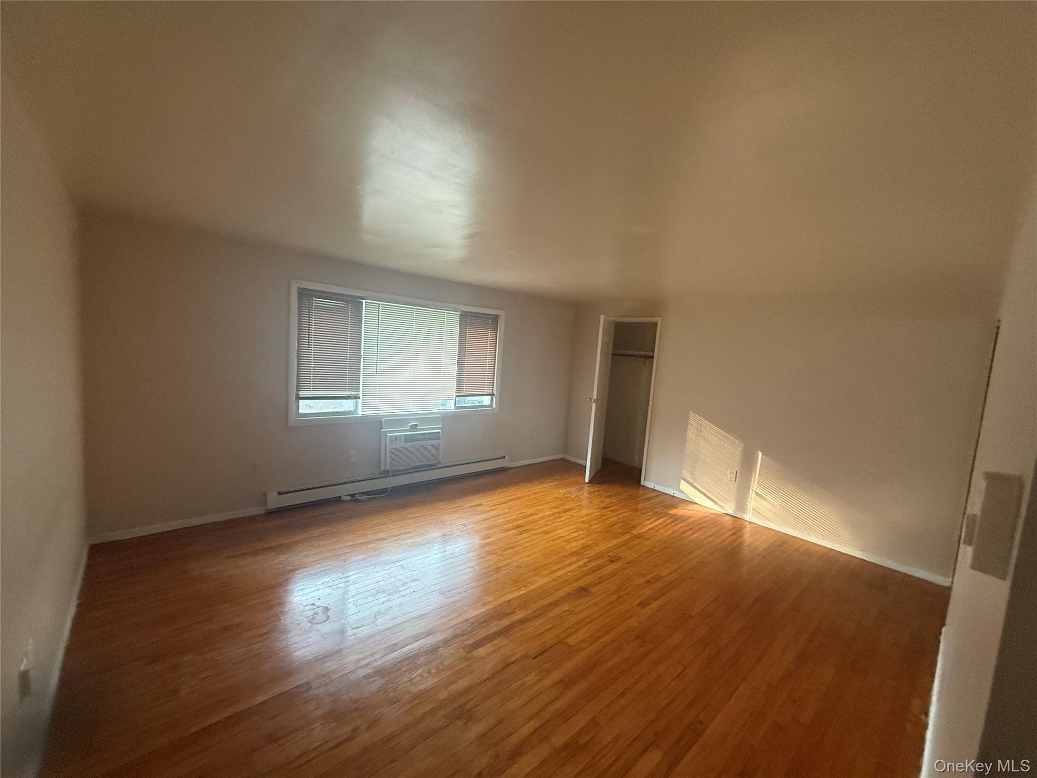 508 Parr Meadow Drive, Unit 5H photo 12