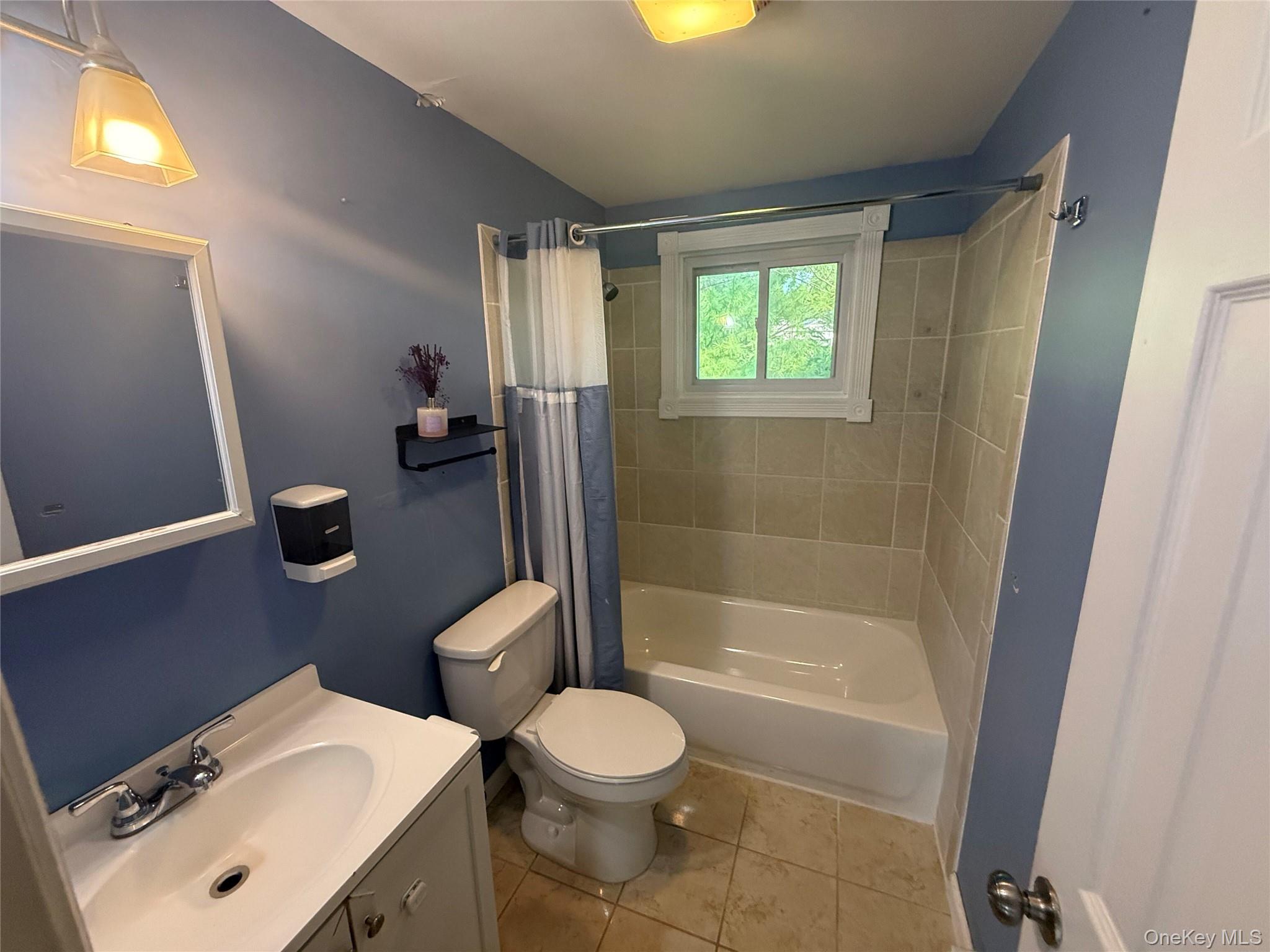 508 Parr Meadow Drive, Unit 5H photo 22