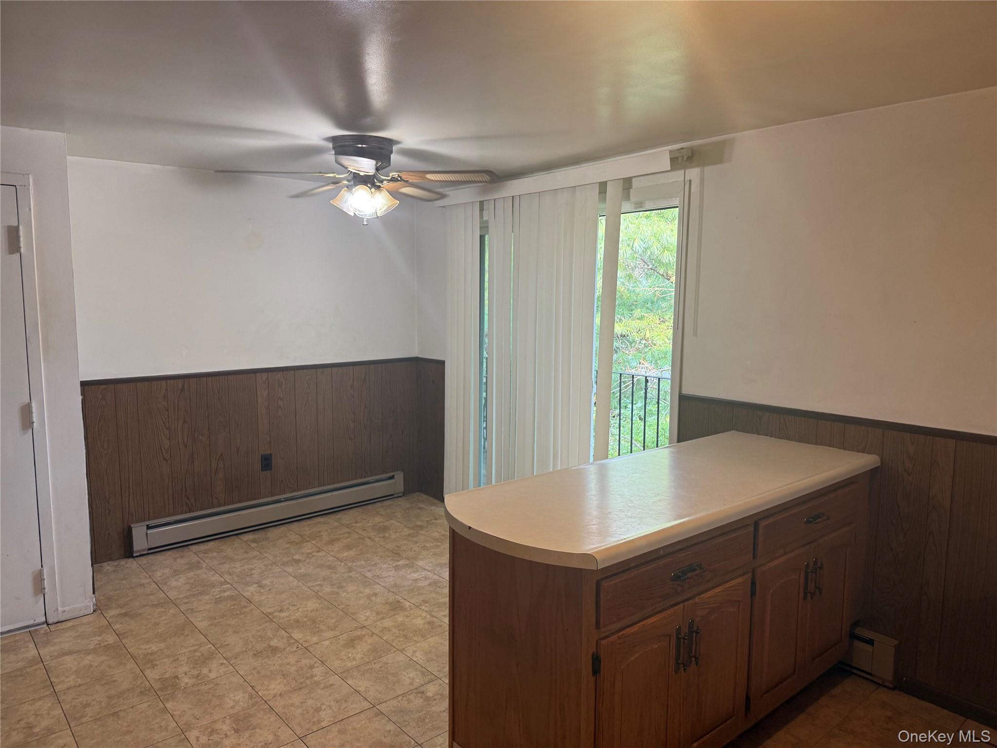 508 Parr Meadow Drive, Unit 5H photo 3