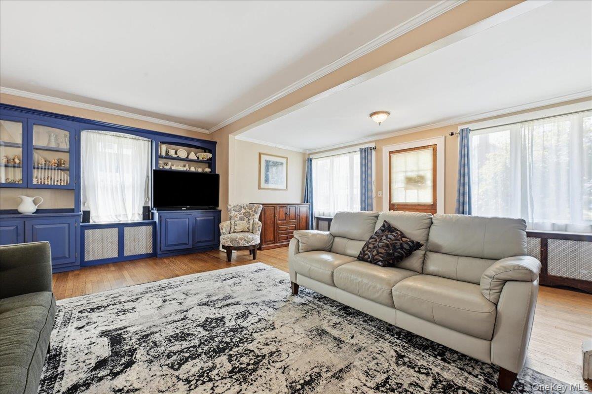 53 Larch Avenue – For Sale photo 4