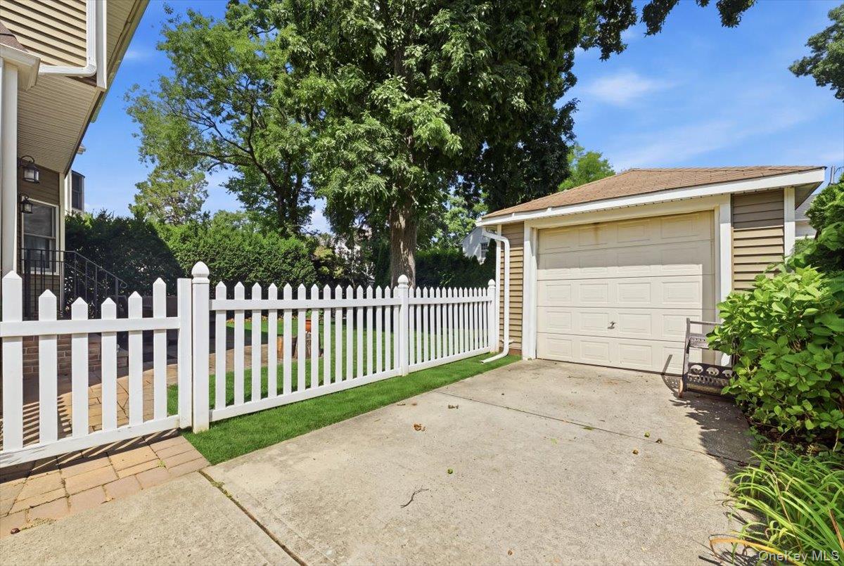 53 Larch Avenue – For Sale photo 23