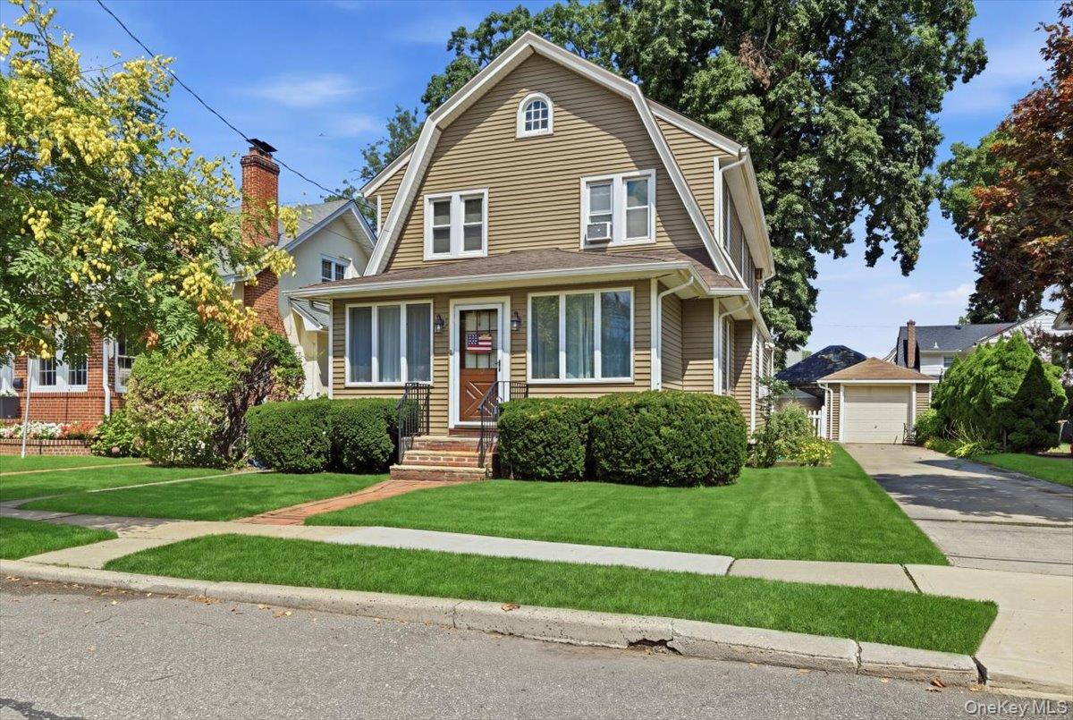 53 Larch Avenue – For Sale