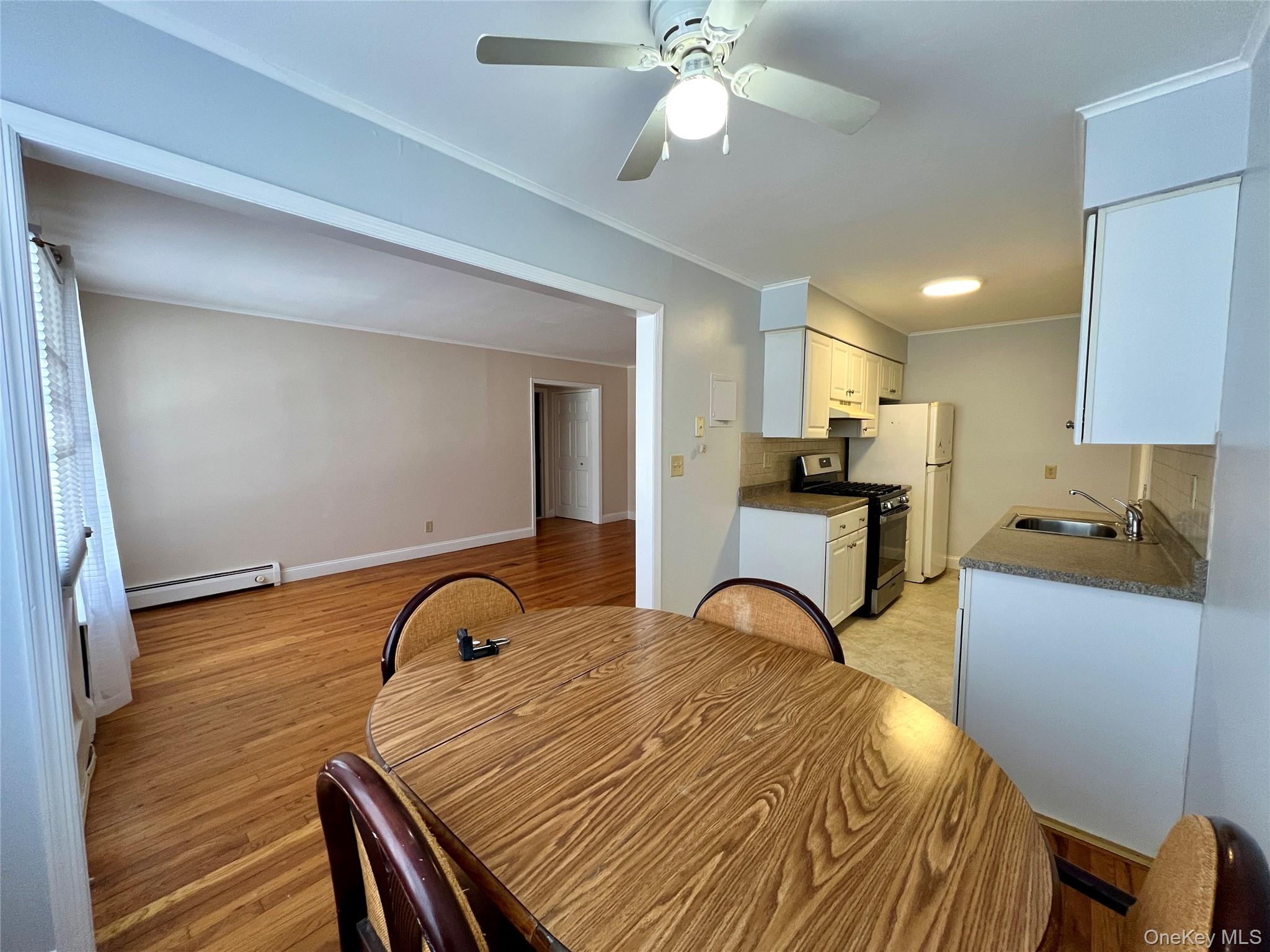 4 Colonial Road, Unit 106 photo 9