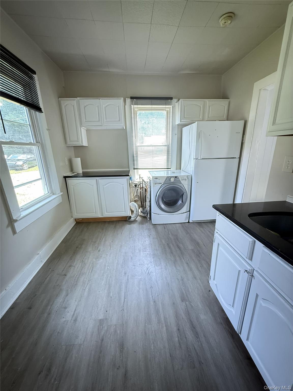 15 Court Avenue – For Rent photo 6