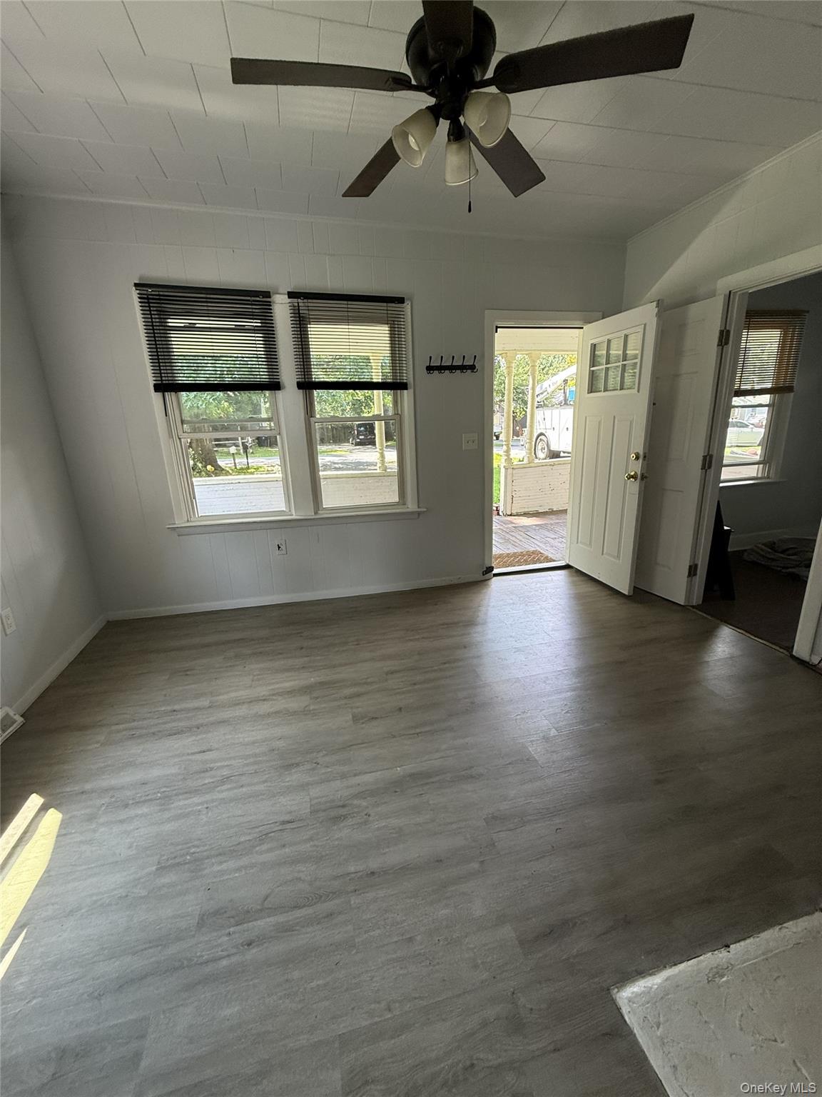 15 Court Avenue – For Rent photo 2