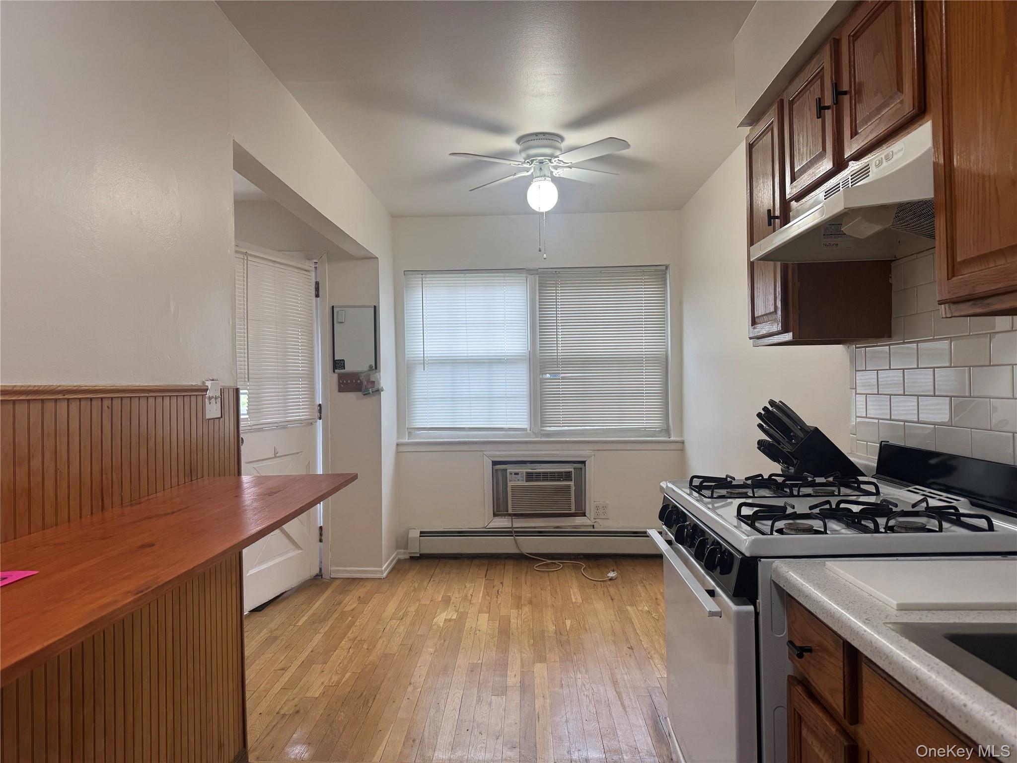 8 Colonial Road, Unit 28 photo 5