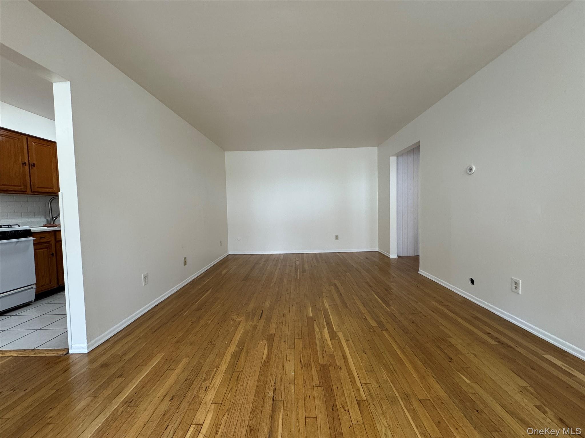 8 Colonial Road, Unit 28 photo 7