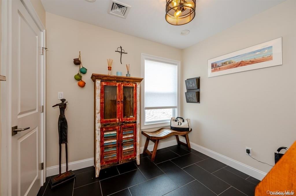 62 Ohio Avenue – For Sale photo 19