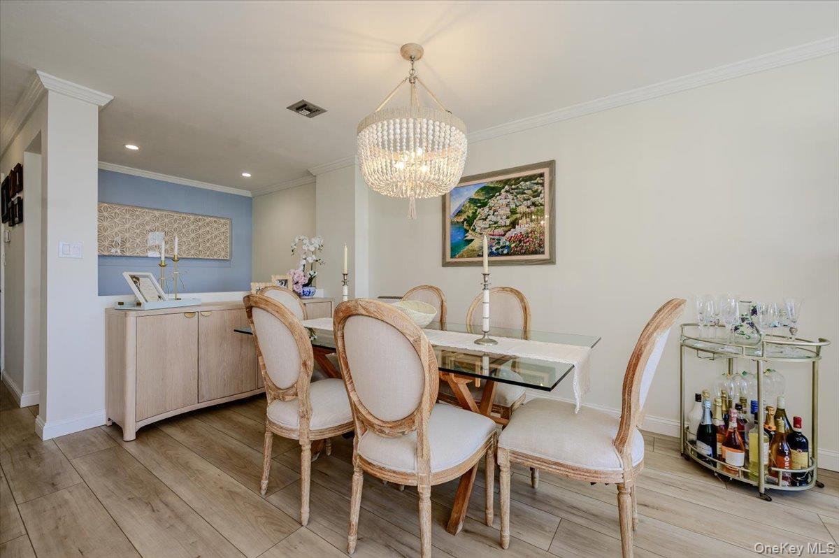 543 W Broadway, Unit A photo 9