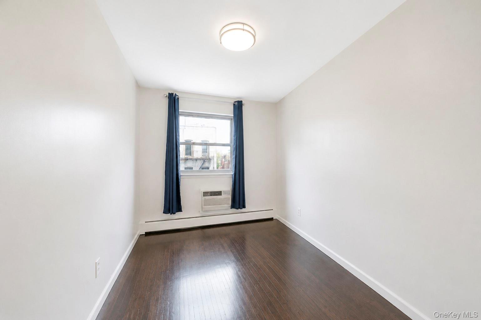 709 Ashford Street – For Sale photo 17