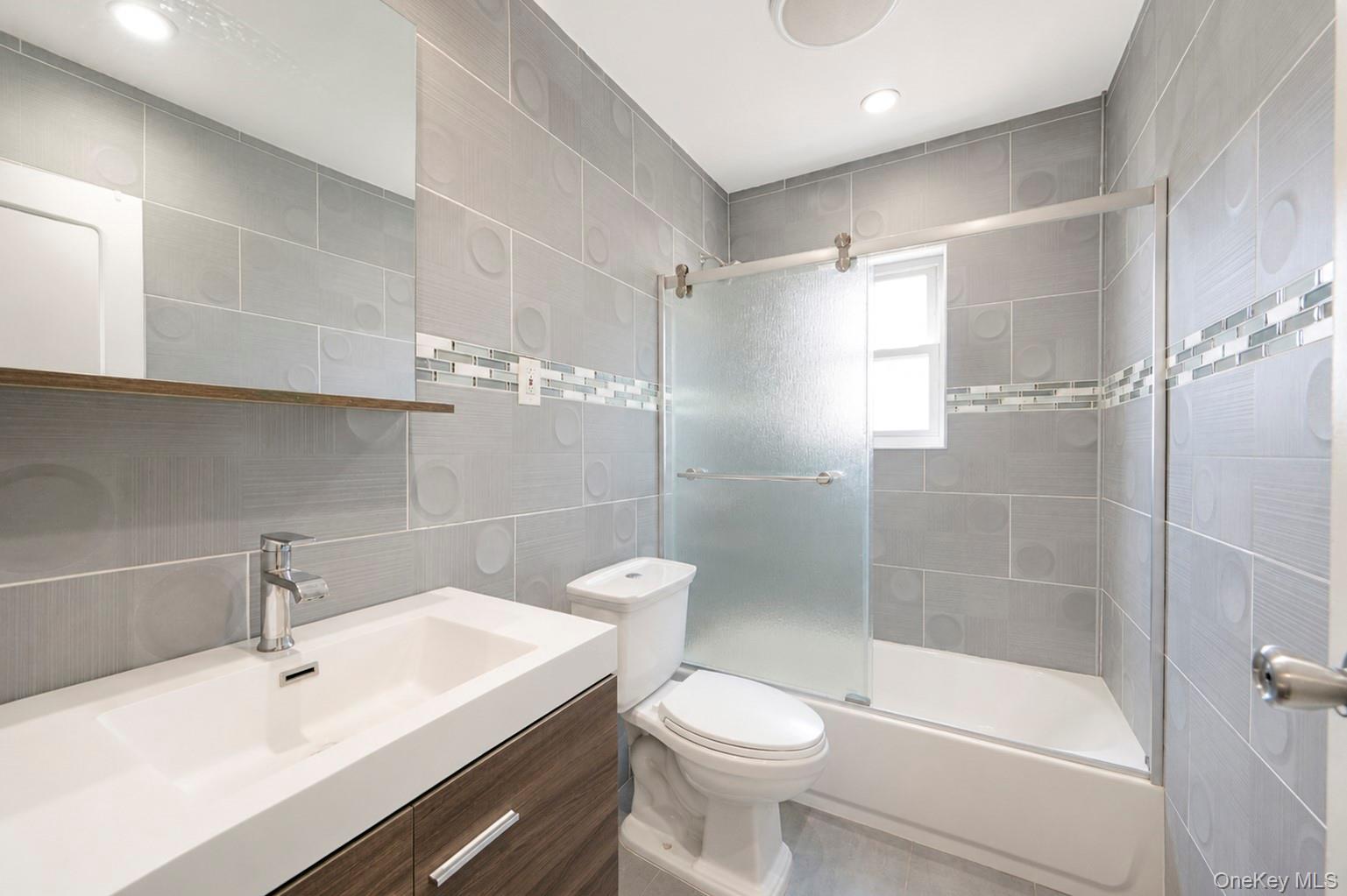 709 Ashford Street – For Sale photo 19