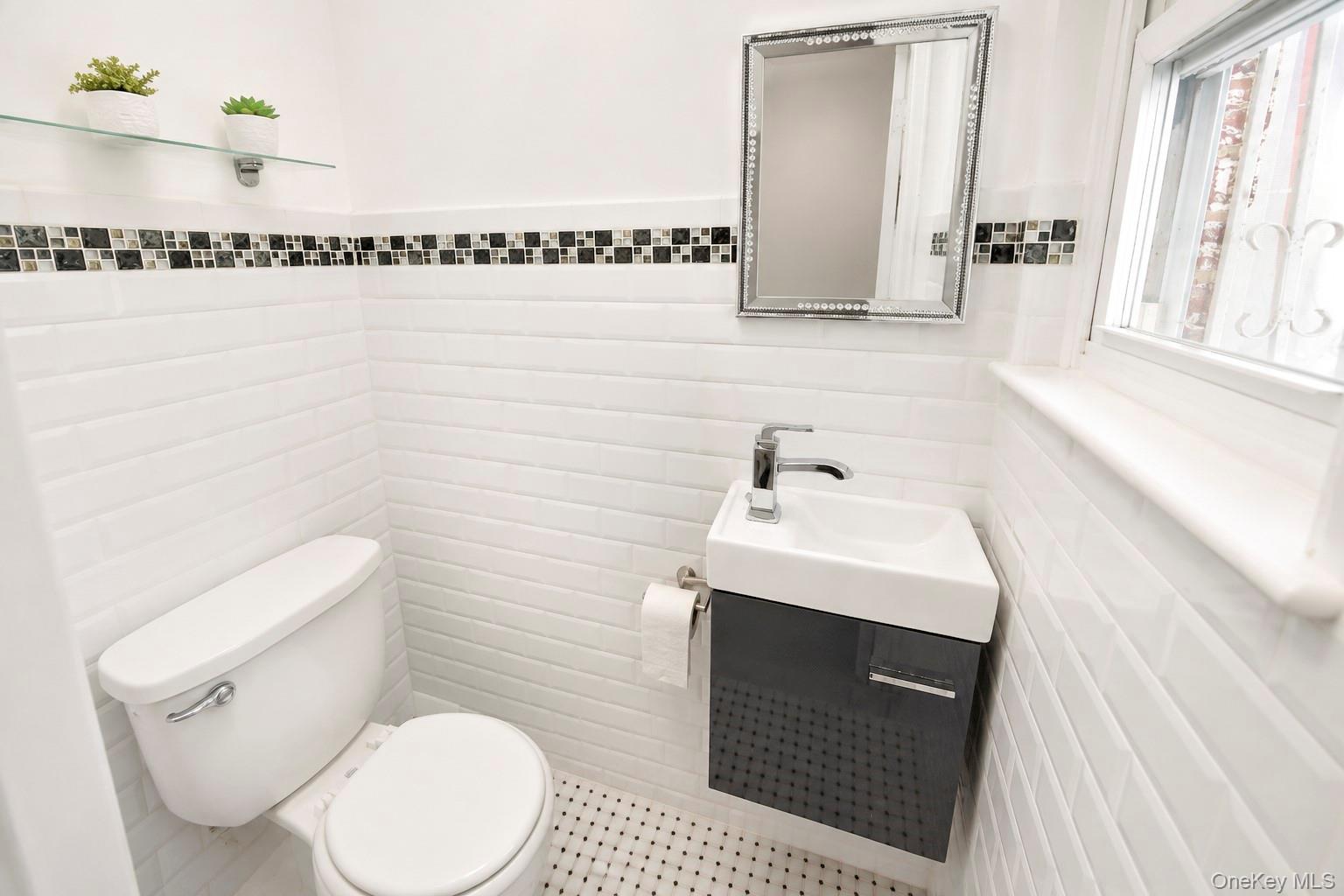 709 Ashford Street – For Sale photo 10