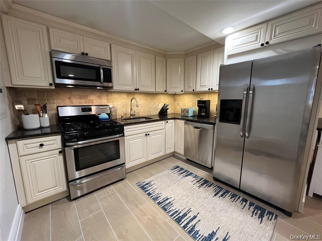 120 Mitchell Avenue – For Rent photo 9