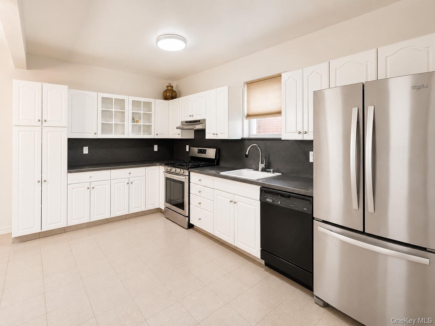 1374 Hobart Avenue – For Sale photo 8