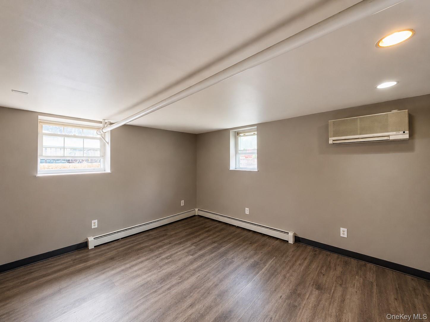 1374 Hobart Avenue – For Sale photo 33