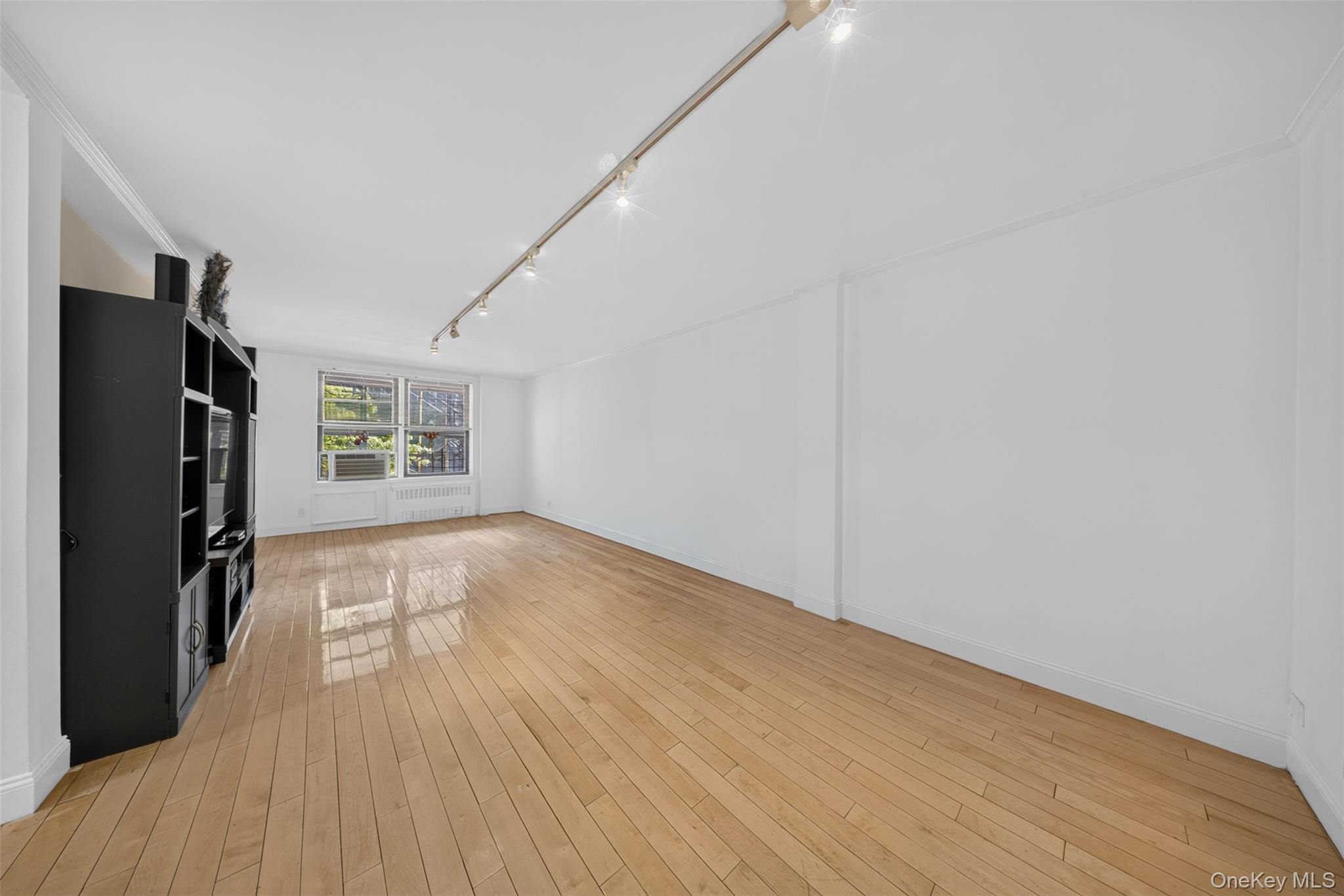 138-70 Elder Avenue, Unit 3L photo 8