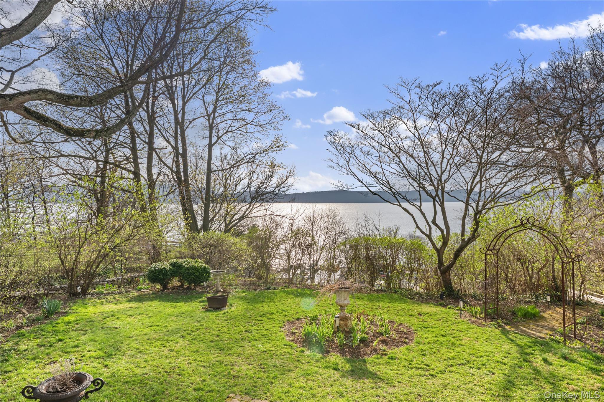 28 Hamilton Avenue – For Rent photo 27
