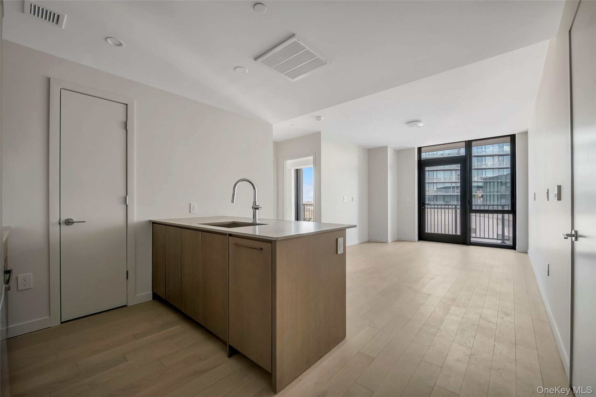 131-02B 40th Road, Unit 13P photo 14