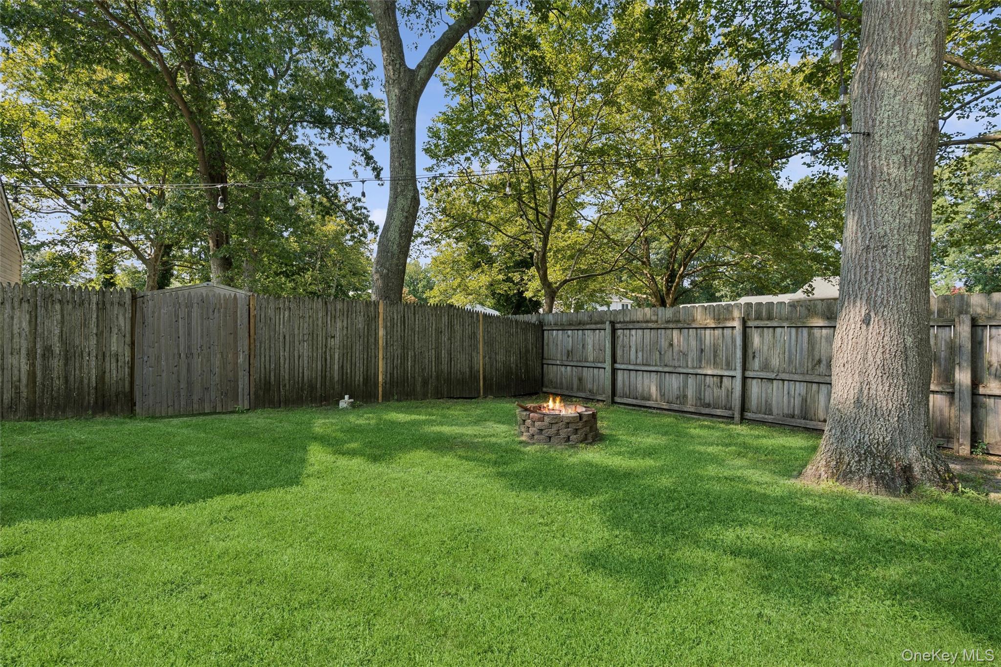 27 Sugarbush Lane – For Sale photo 33