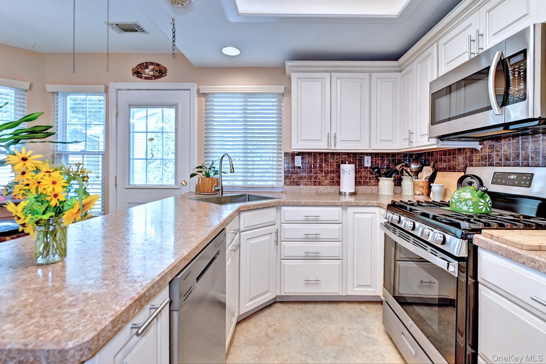 272 Glen Drive – For Sale photo 27