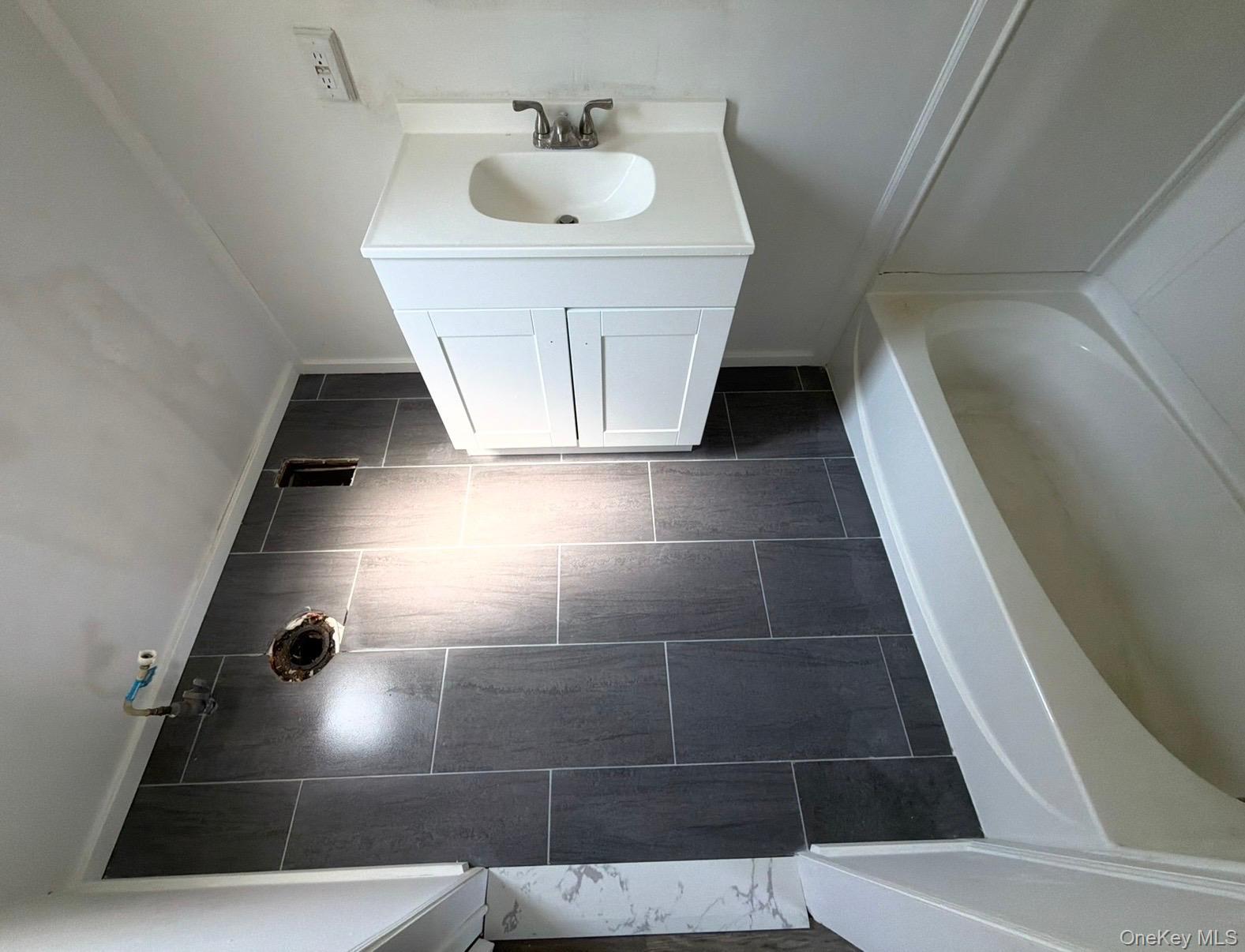 567 Sheafe Road, Unit 3 photo 5